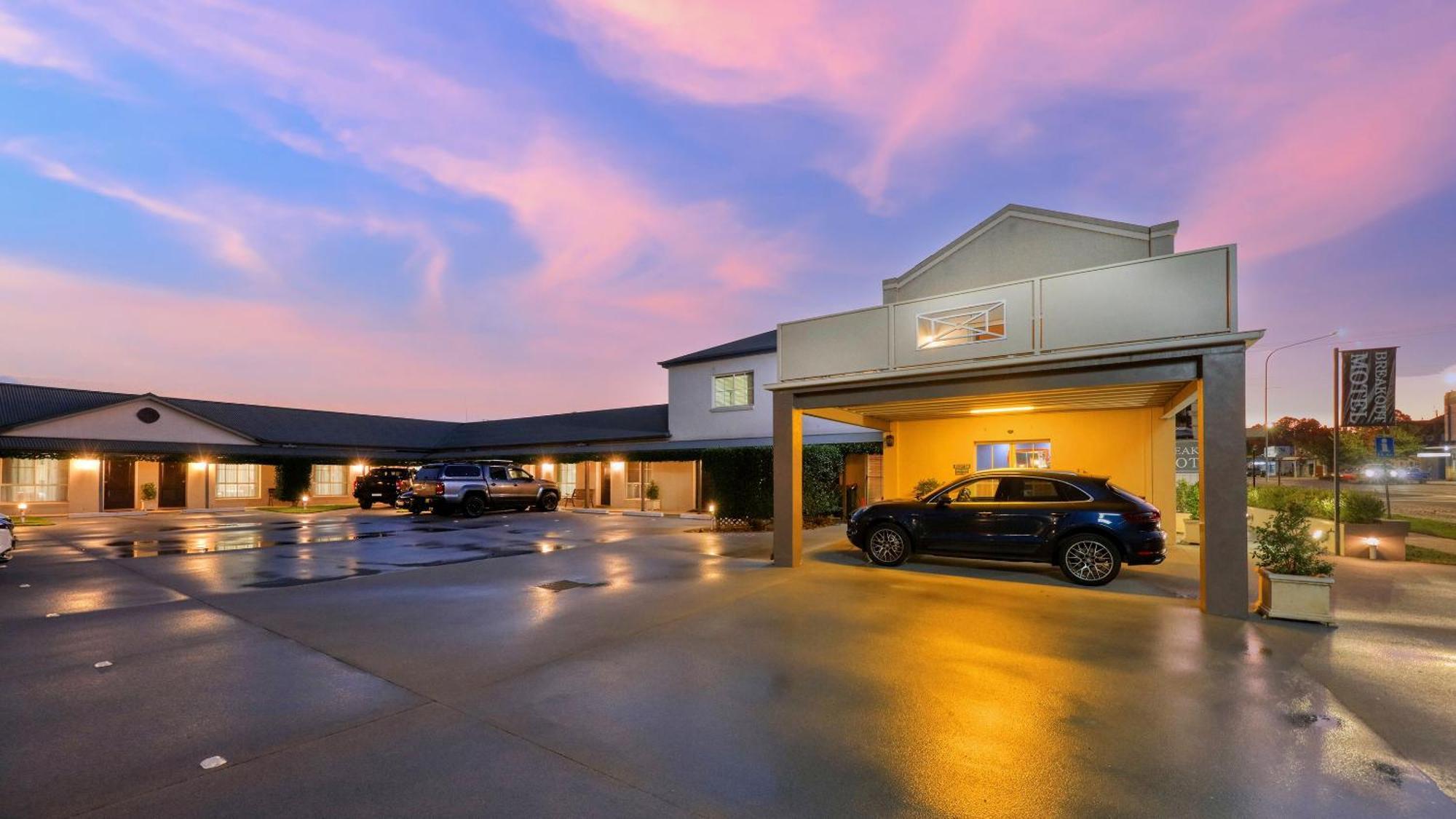 Breakout Motor Inn Каура Екстер'єр фото