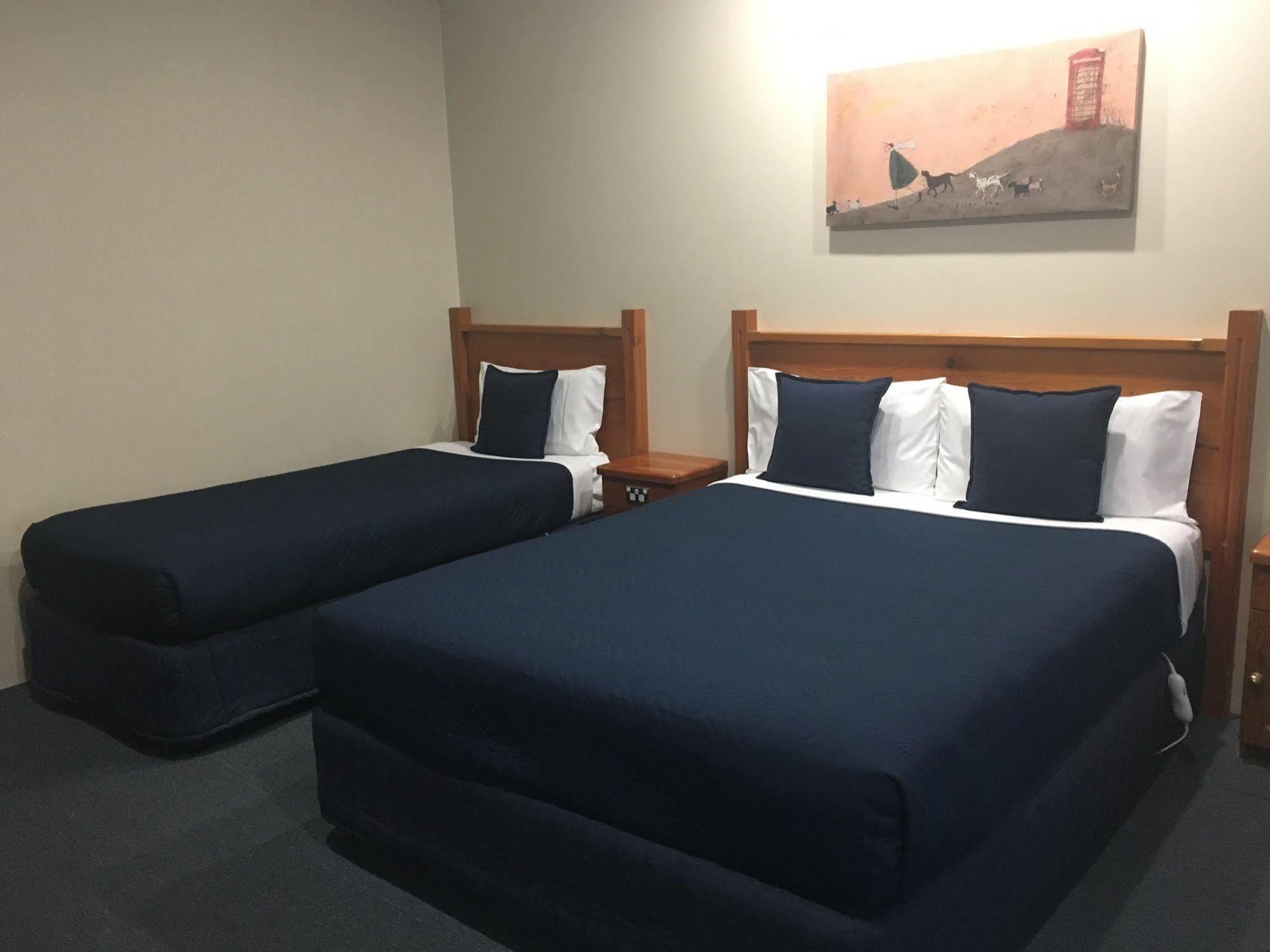 Breakout Motor Inn Каура Екстер'єр фото